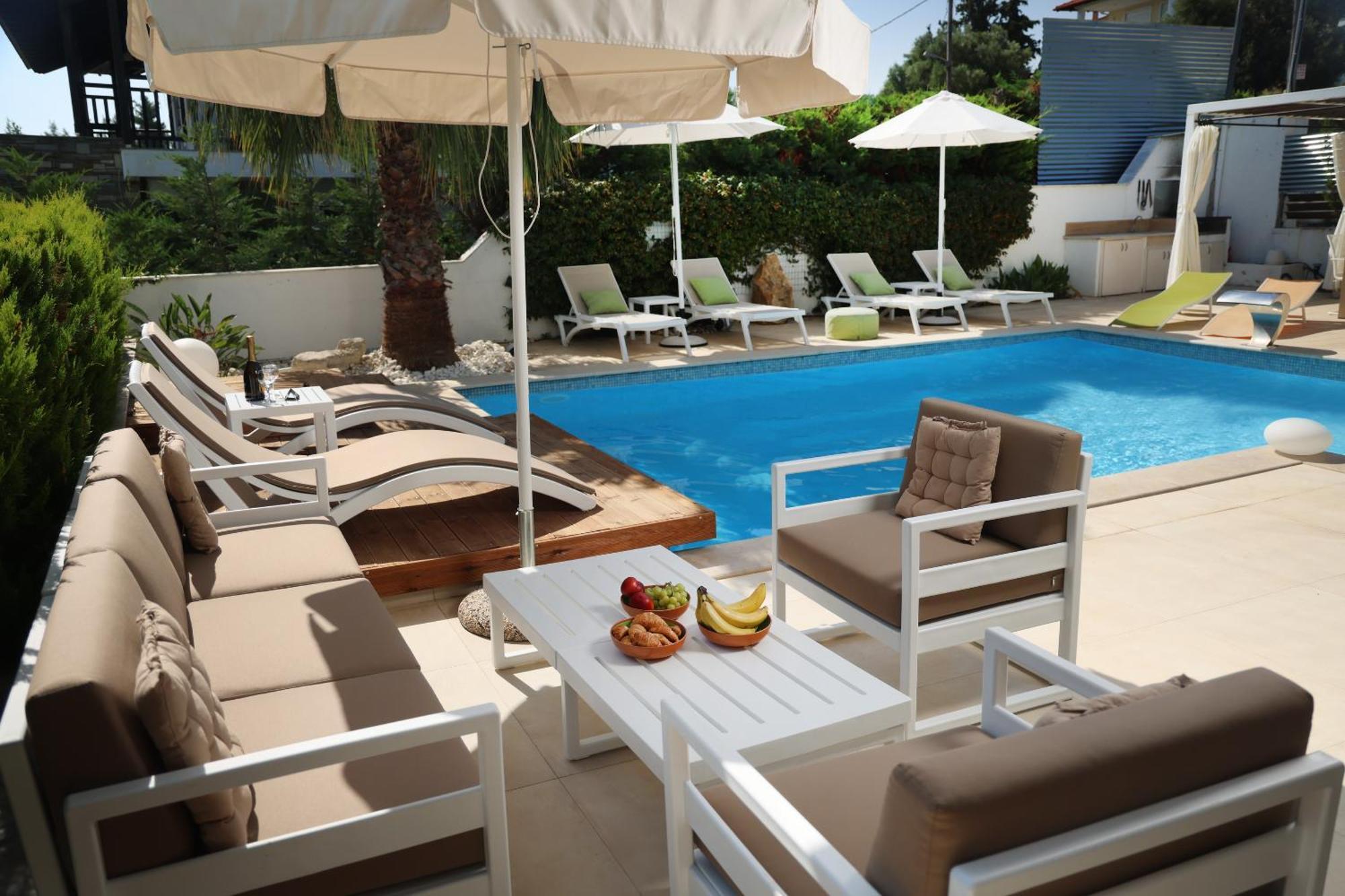Villa Douglas - Private Pool, Bbq, 4Bdrms, View Pefkochori Exterior foto